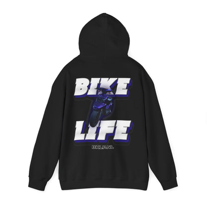 Custom Hoodie - @leander_killemaes